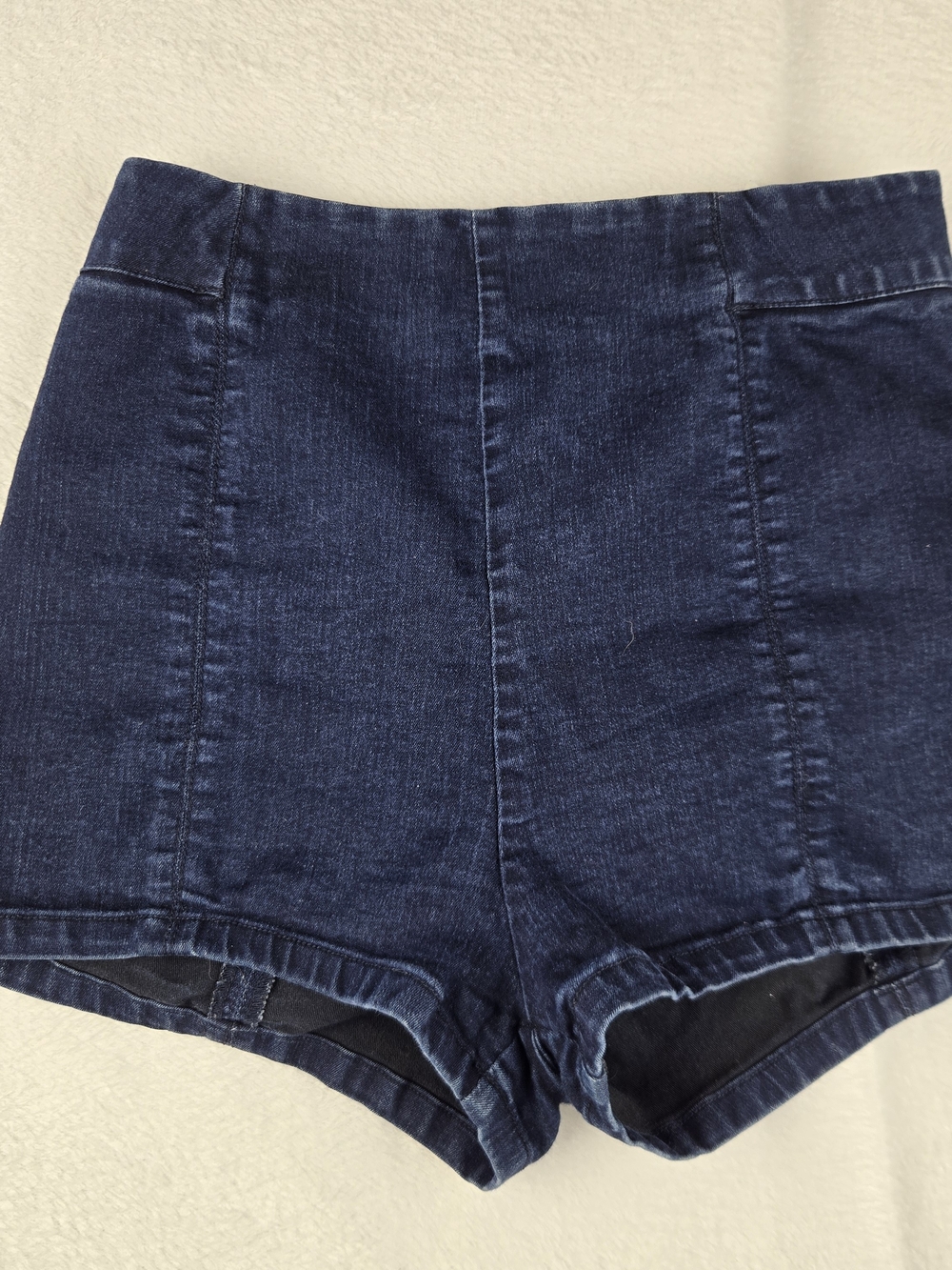 Kimchi Blue Denim Shorts Size 8 High Waist Dark Blue